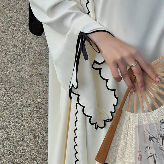 zoya Abaya