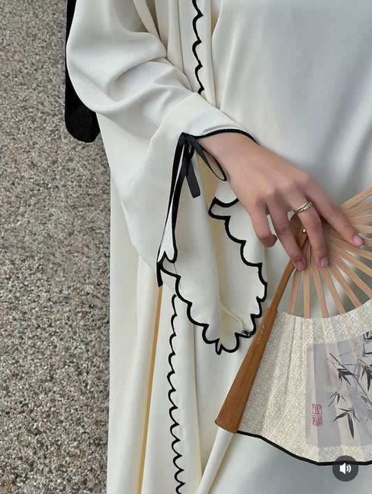 zoya Abaya